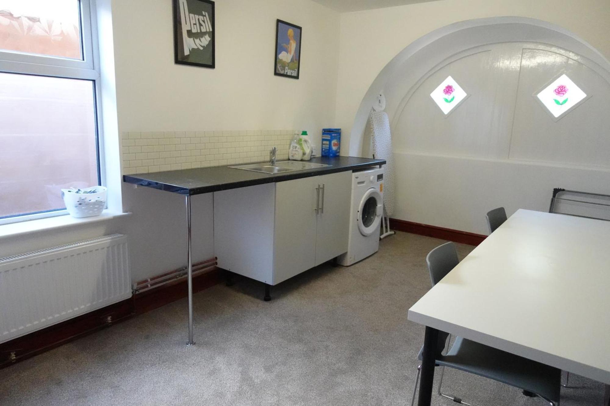Huge 9 Bed Property Sleeps 17, Near Nec, City Centre, Hs2 Birmingham Zewnętrze zdjęcie