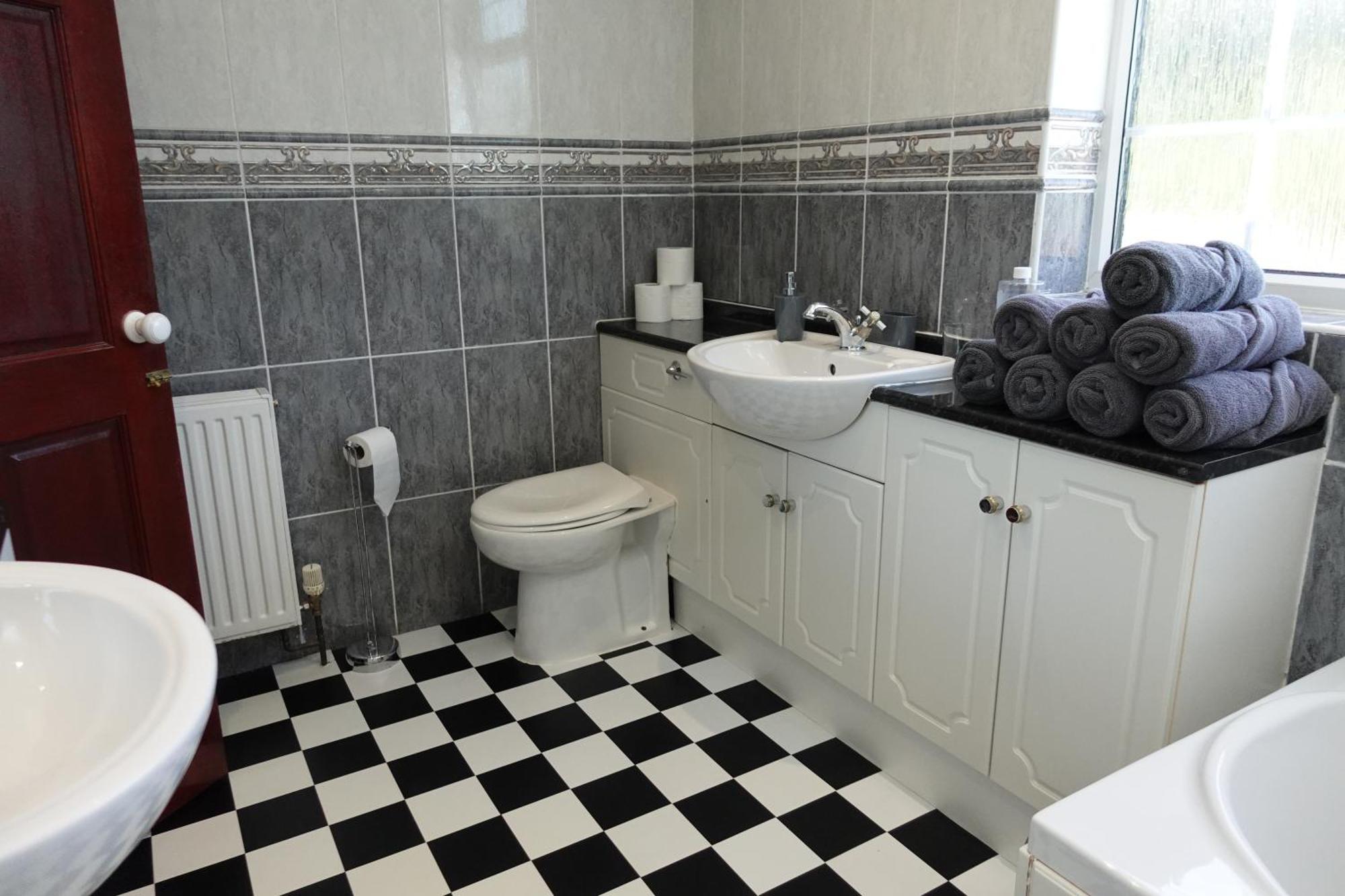 Huge 9 Bed Property Sleeps 17, Near Nec, City Centre, Hs2 Birmingham Zewnętrze zdjęcie