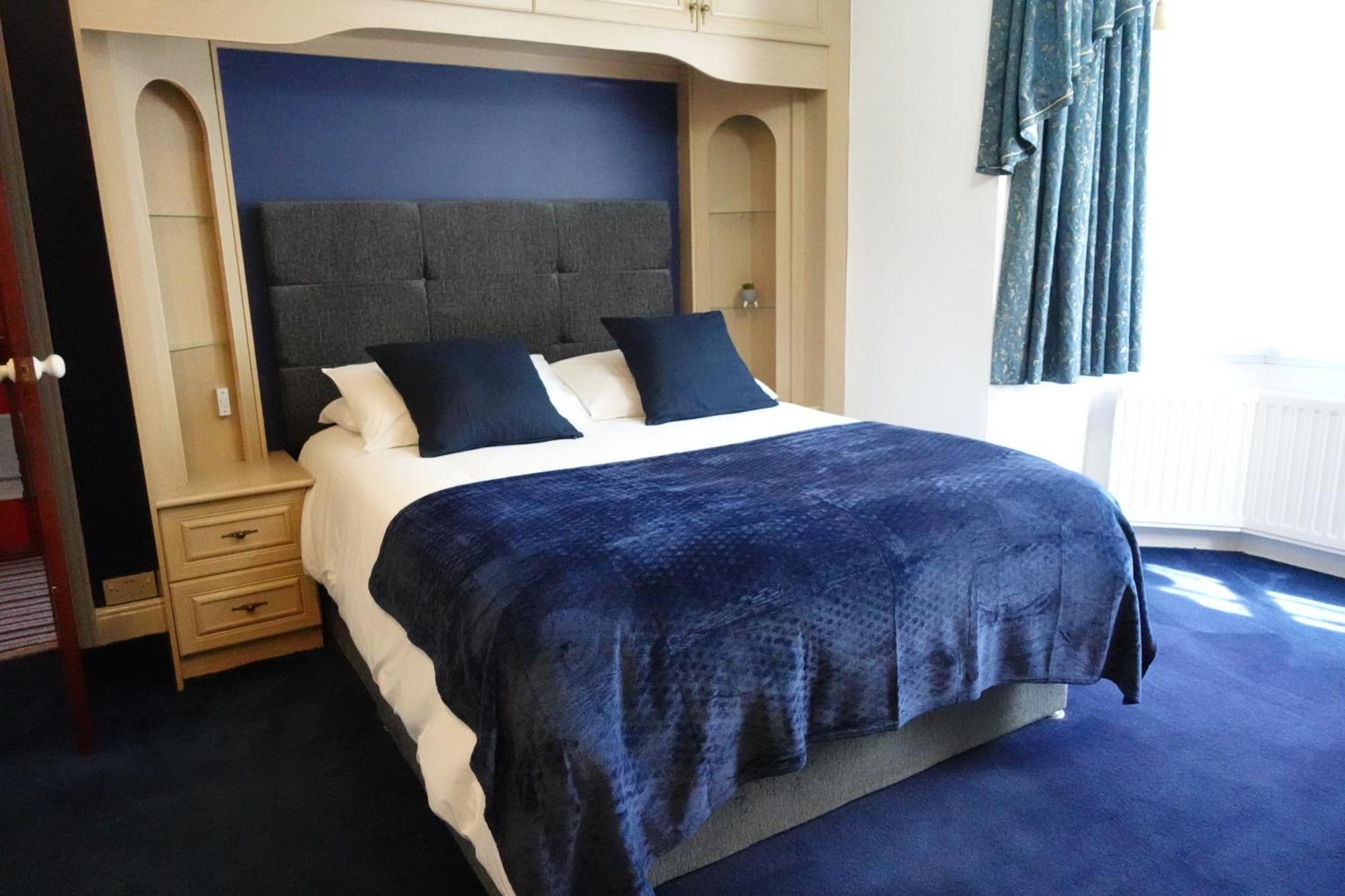 Huge 9 Bed Property Sleeps 17, Near Nec, City Centre, Hs2 Birmingham Zewnętrze zdjęcie