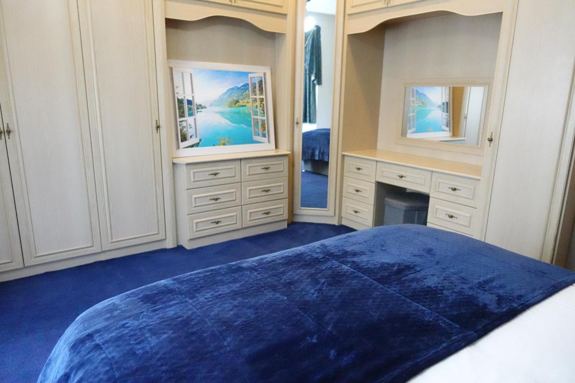 Huge 9 Bed Property Sleeps 17, Near Nec, City Centre, Hs2 Birmingham Zewnętrze zdjęcie