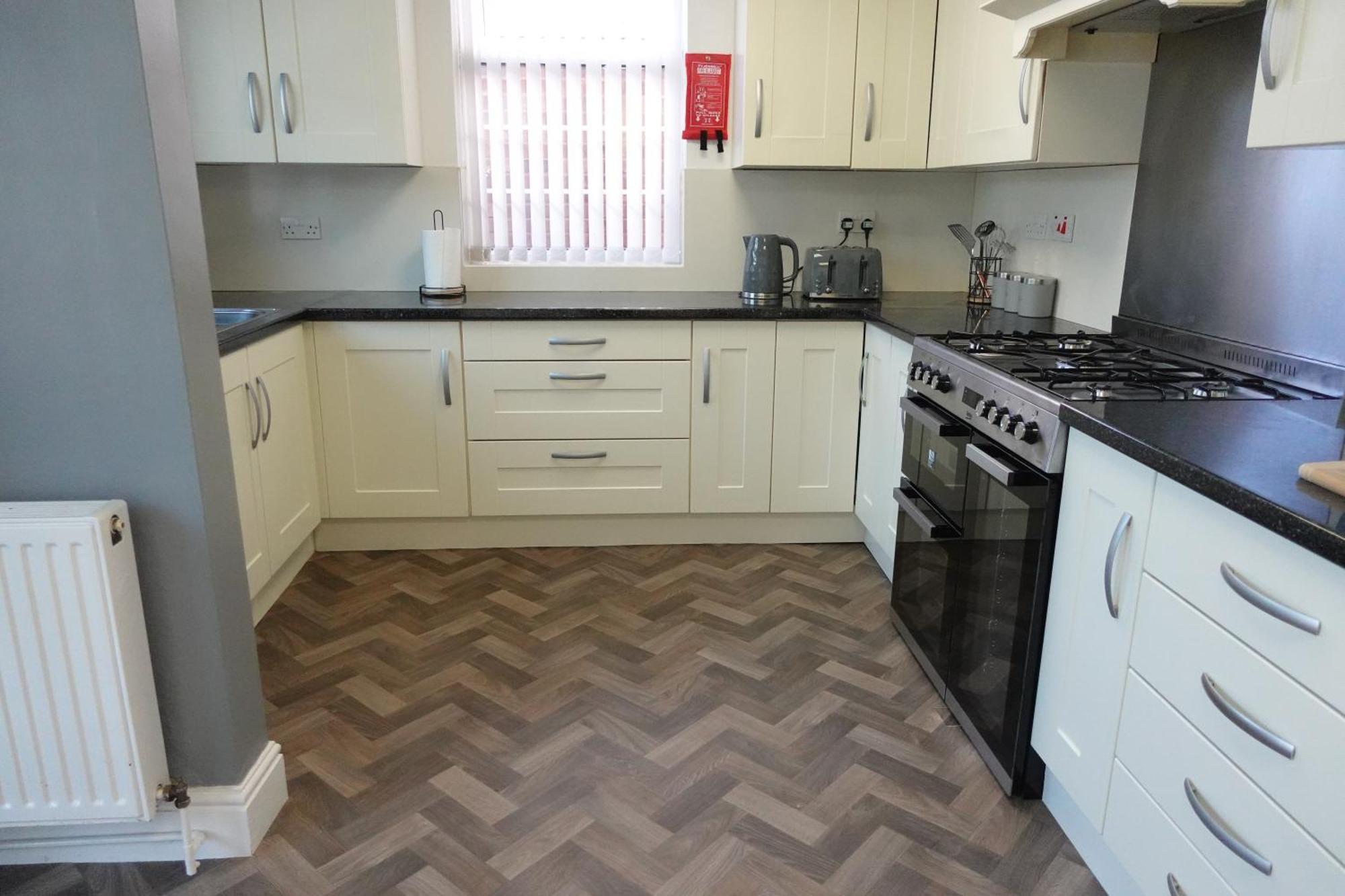 Huge 9 Bed Property Sleeps 17, Near Nec, City Centre, Hs2 Birmingham Zewnętrze zdjęcie