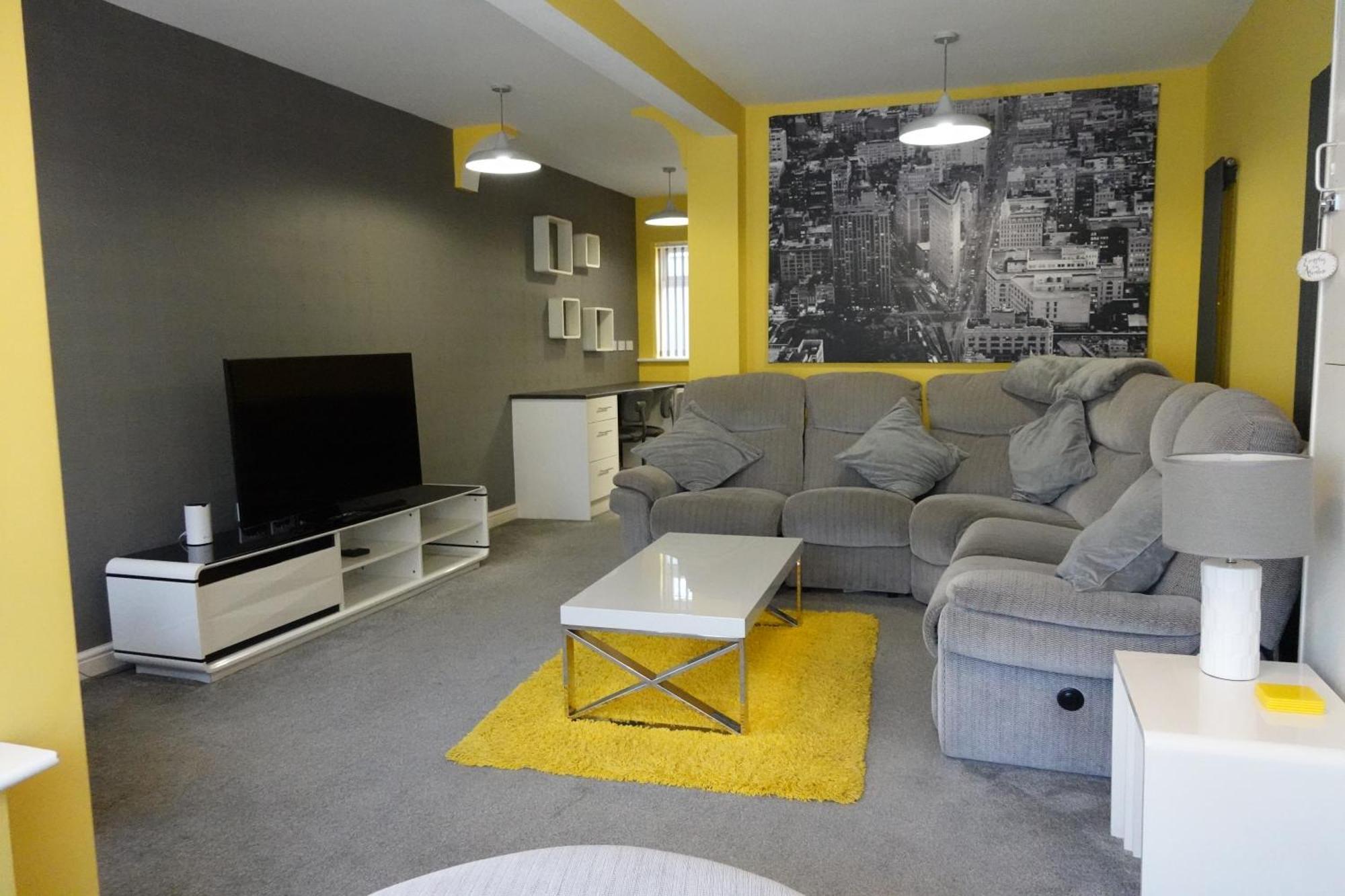 Huge 9 Bed Property Sleeps 17, Near Nec, City Centre, Hs2 Birmingham Zewnętrze zdjęcie